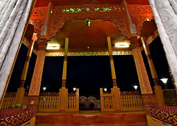Lake Palace Group Of House Boats